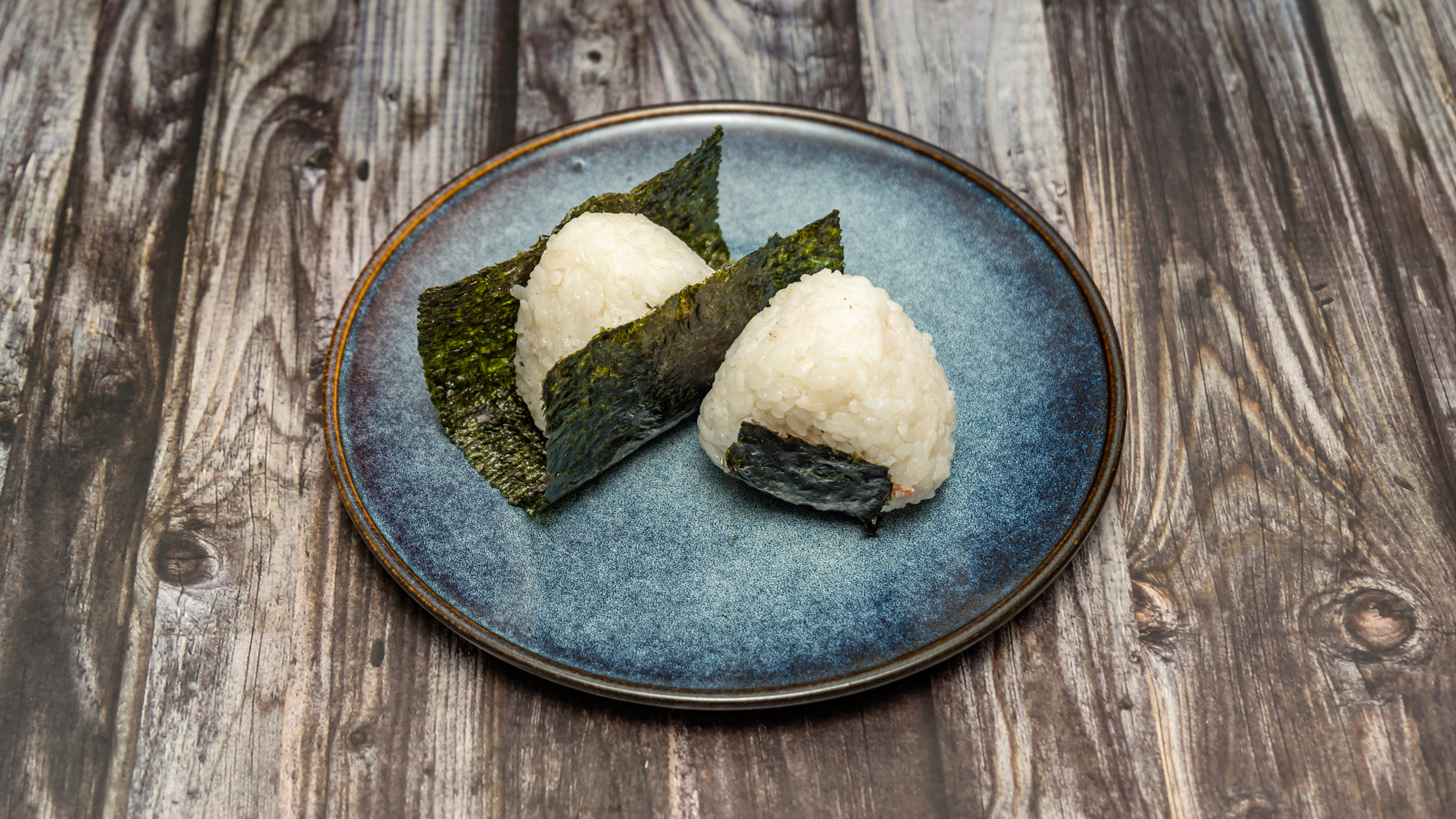 Onigiri prune salée — Lebon Bento